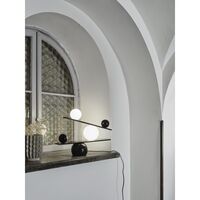 BALANCE Tischlampe Schwarz