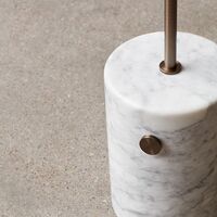 JWDA Stehlampe Weiß Marmor & Brüniertes Messing
