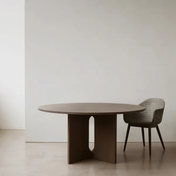 Androgyne Dining Table Ø150 cm Dark Stained Oak