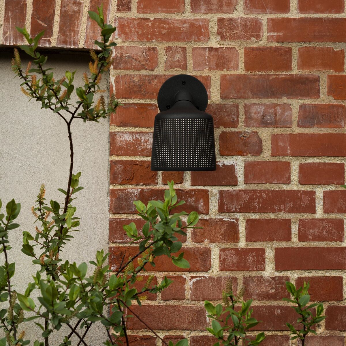 551 Outdoor Wall Lamp Black