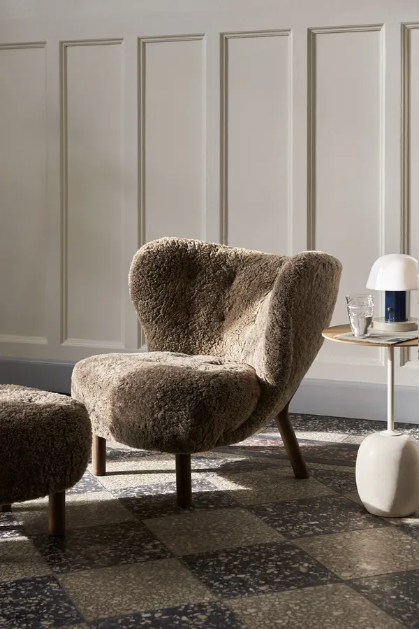 Little Petra VB1 Armchair Sheepskin Sahara/Walnut