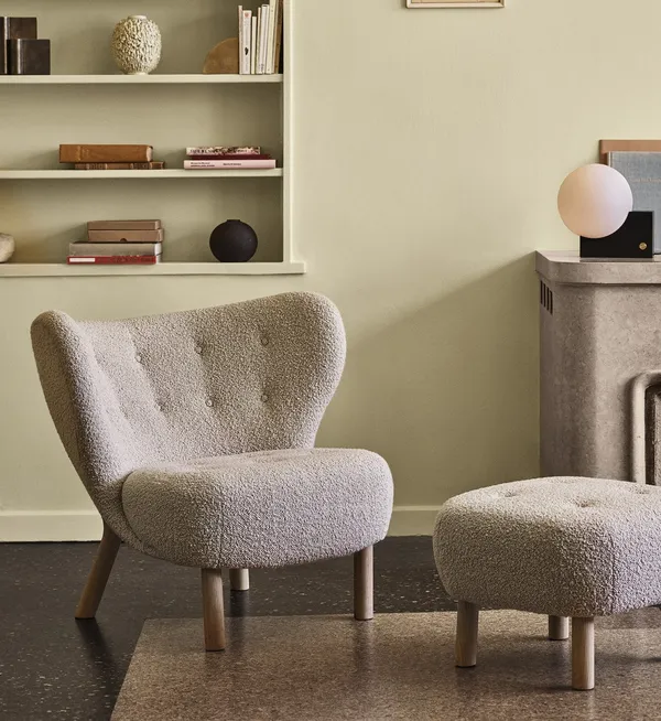 Little Petra VB1 Lounge Chair Karakorum 003/Oiled Oak Incl. ATD1 Pouf