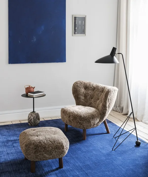 Little Petra VB1 Sessel Schaffell Sahara/Walnuss inkl. ATD1 Hocker