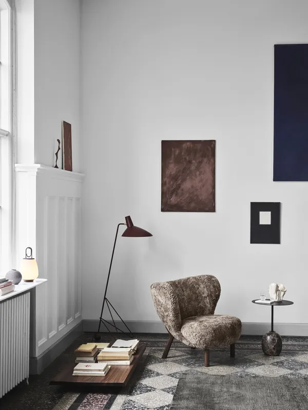 Little Petra VB1 Sessel Schaffell Sahara/Walnuss inkl. ATD1 Hocker