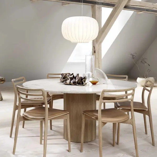 Tilt 494 Cabin Round Table Gray Marble/Light Oak