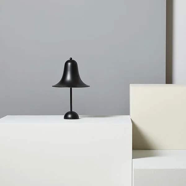 Pantop Bordlampe Mat Sort Ø23 cm