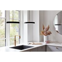 Asteria Mini Pendel Sort med Messing Top