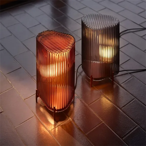 Putki Bordlampe H24 Grå