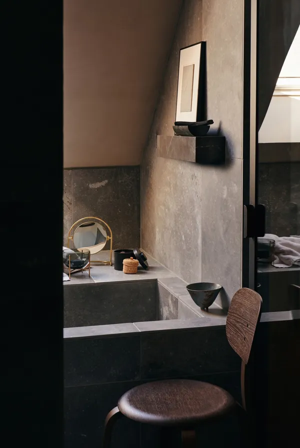 Nimbus Table Mirror Polished Brass
