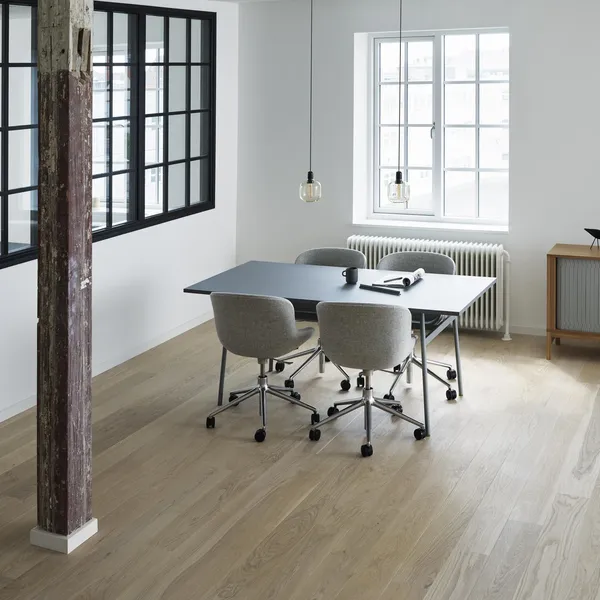 Silla de Oficina Hyg con Ruedas Aluminio/ Negro