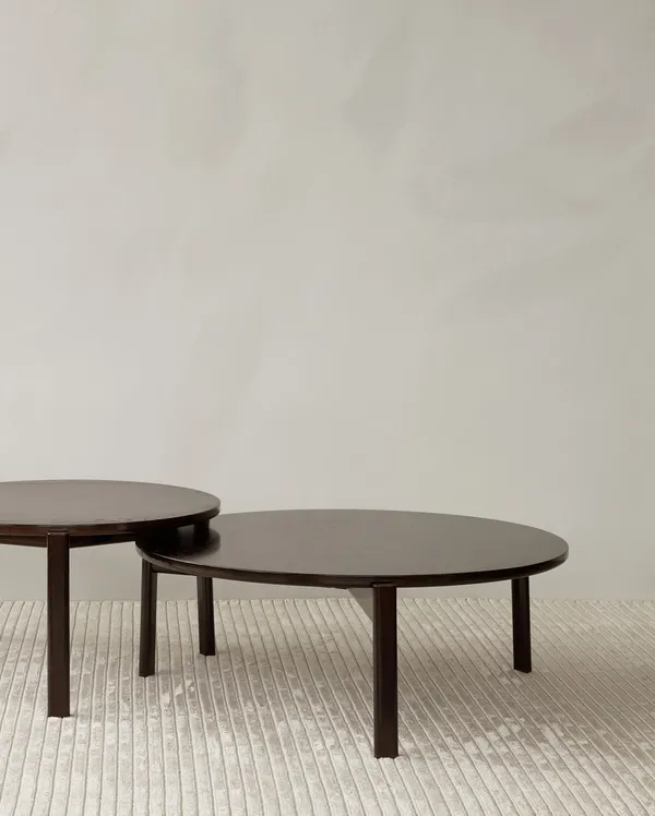 Passage Round Coffee Table Ø50 Dark Lacquered Oak