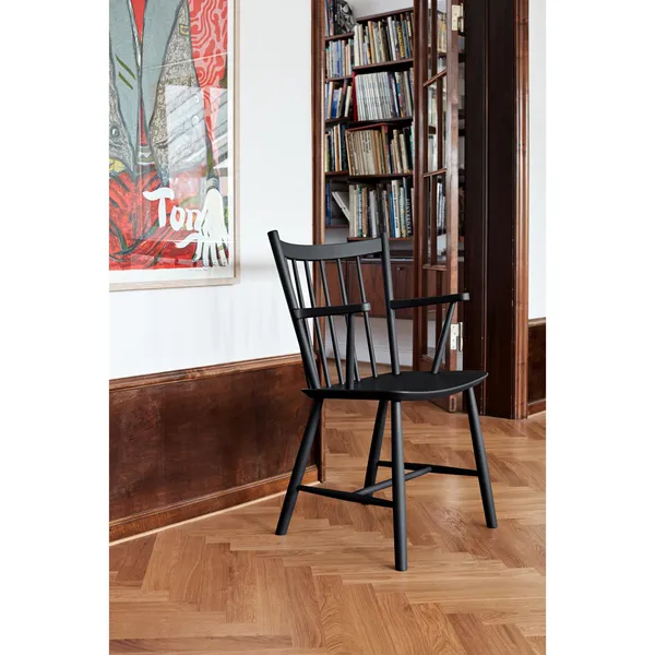 J42 Dining Chair Black