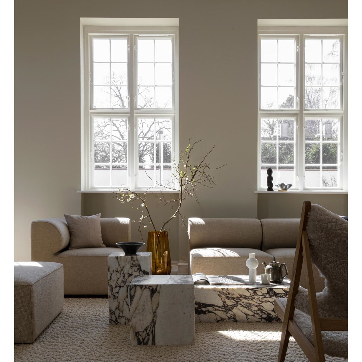 Plinth Coffee Table Cubic Calacatta Viola Marble