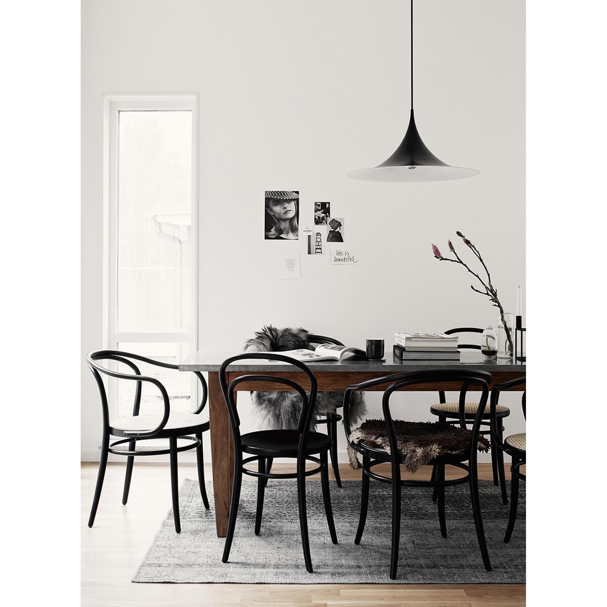 Nr. 14 Esstischstuhl Rattan/ Schwarz