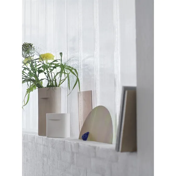 Ridge Vase Off-white H16.5 cm