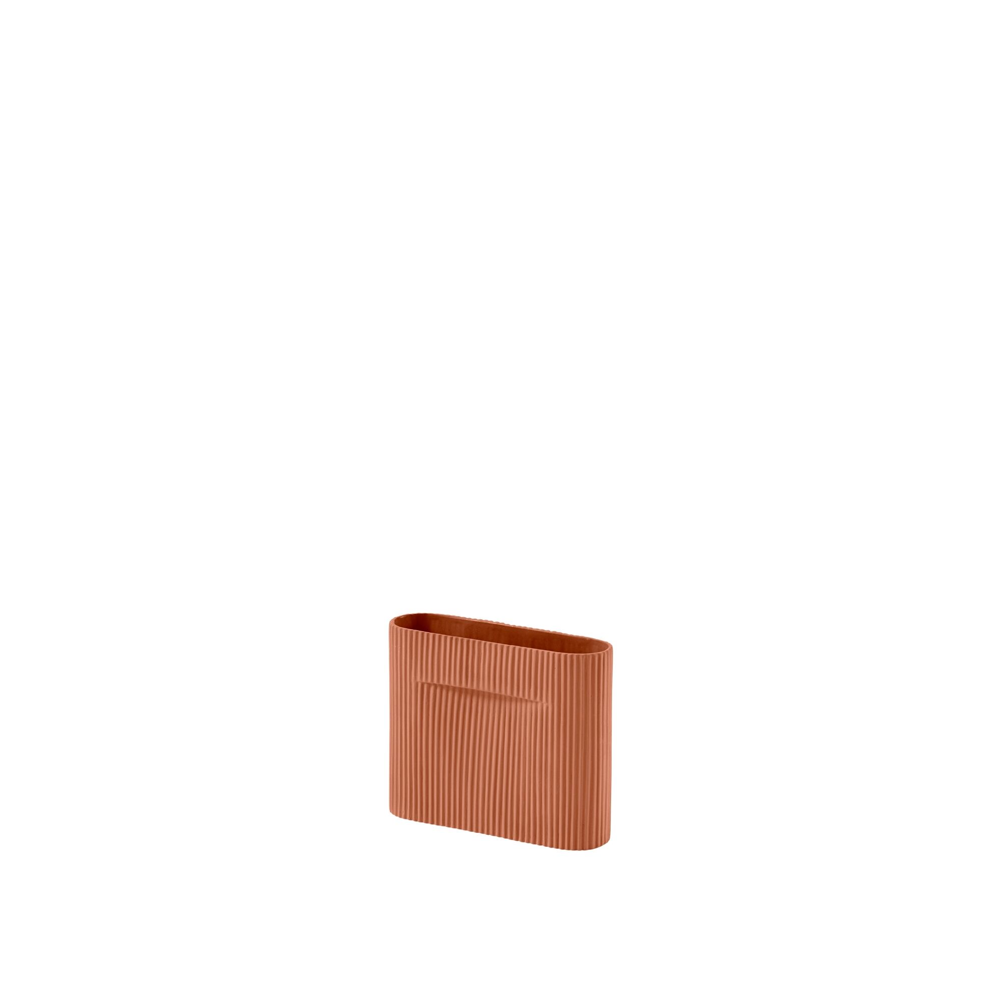 Ridge Vase Terrakotta H16,5 cm