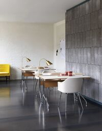 Pavilion AV16 Desk Mushroom/Oak/Chrome