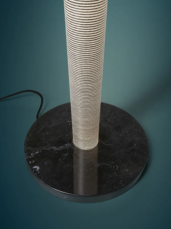 Mite Anniversario Gulvlampe Hvid/Sort
