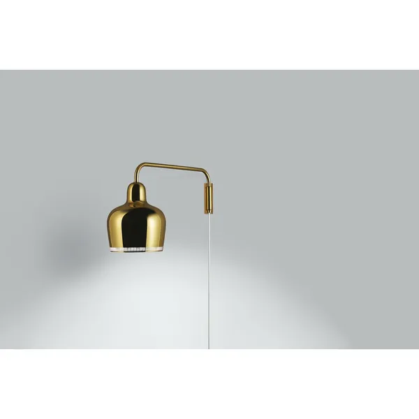 A330S Golden Bell -seinävalaisin, Messinki