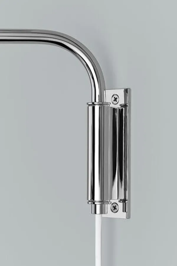 A330S Wall Lamp Chrome/ White