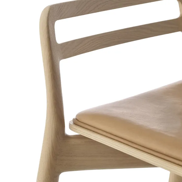 484 Cabin Bar Stool Light Oak/Sand Leather