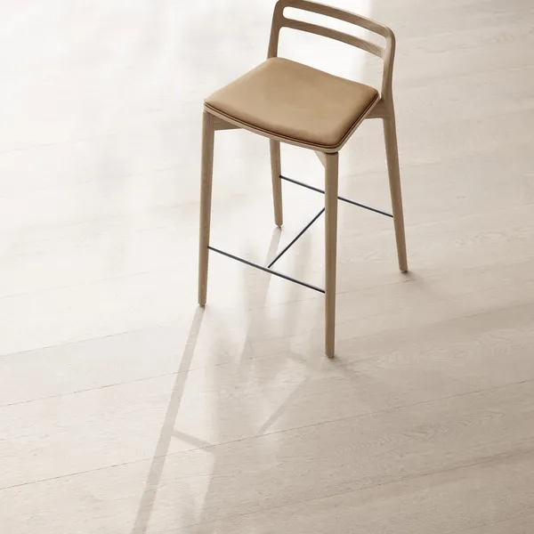 484 Cabin Bar Stool Light Oak/Sand Leather