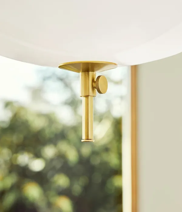 Clam Pendant White/ Brass Ø55