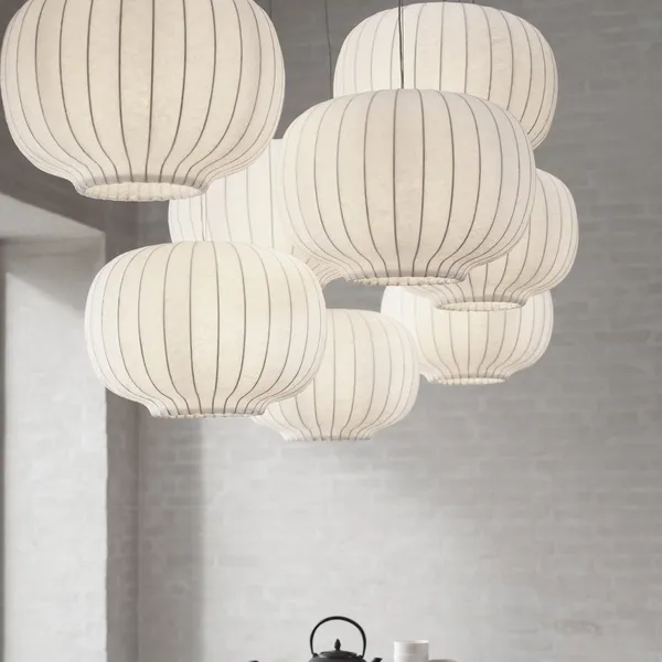 586 Paper Pendant White