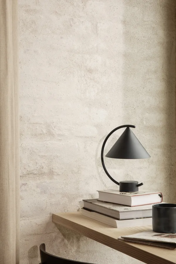 Meridian Portable Table Lamp Black