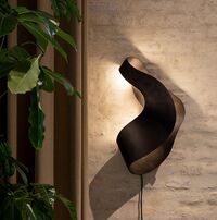 Oyster Wall Lamp Black