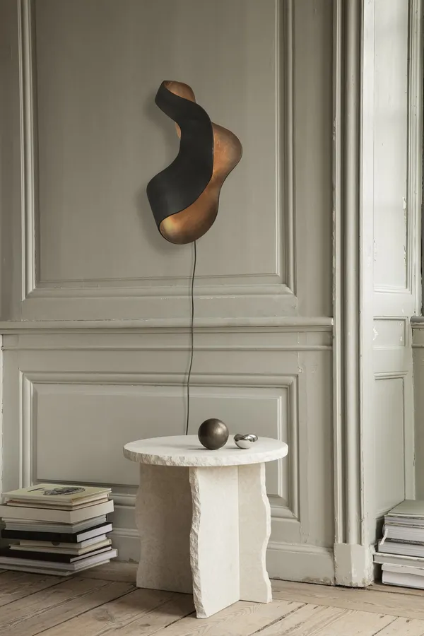 Oyster Wall Lamp Black