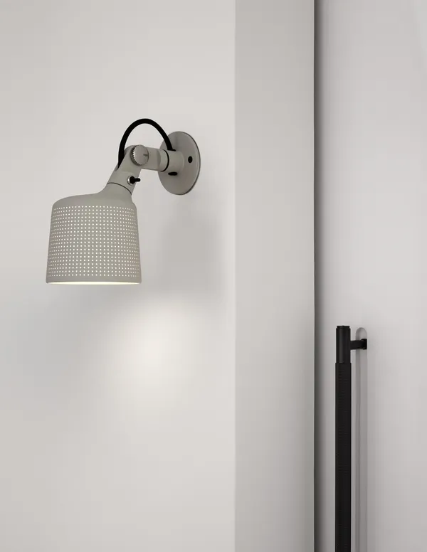 524 Wall Spot Warm Gray