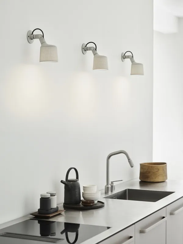 524 Wall Spot Warm Gray