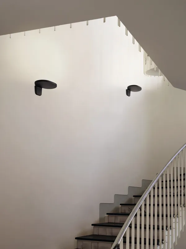 Oplight W1 Wall Lamp Satin Black