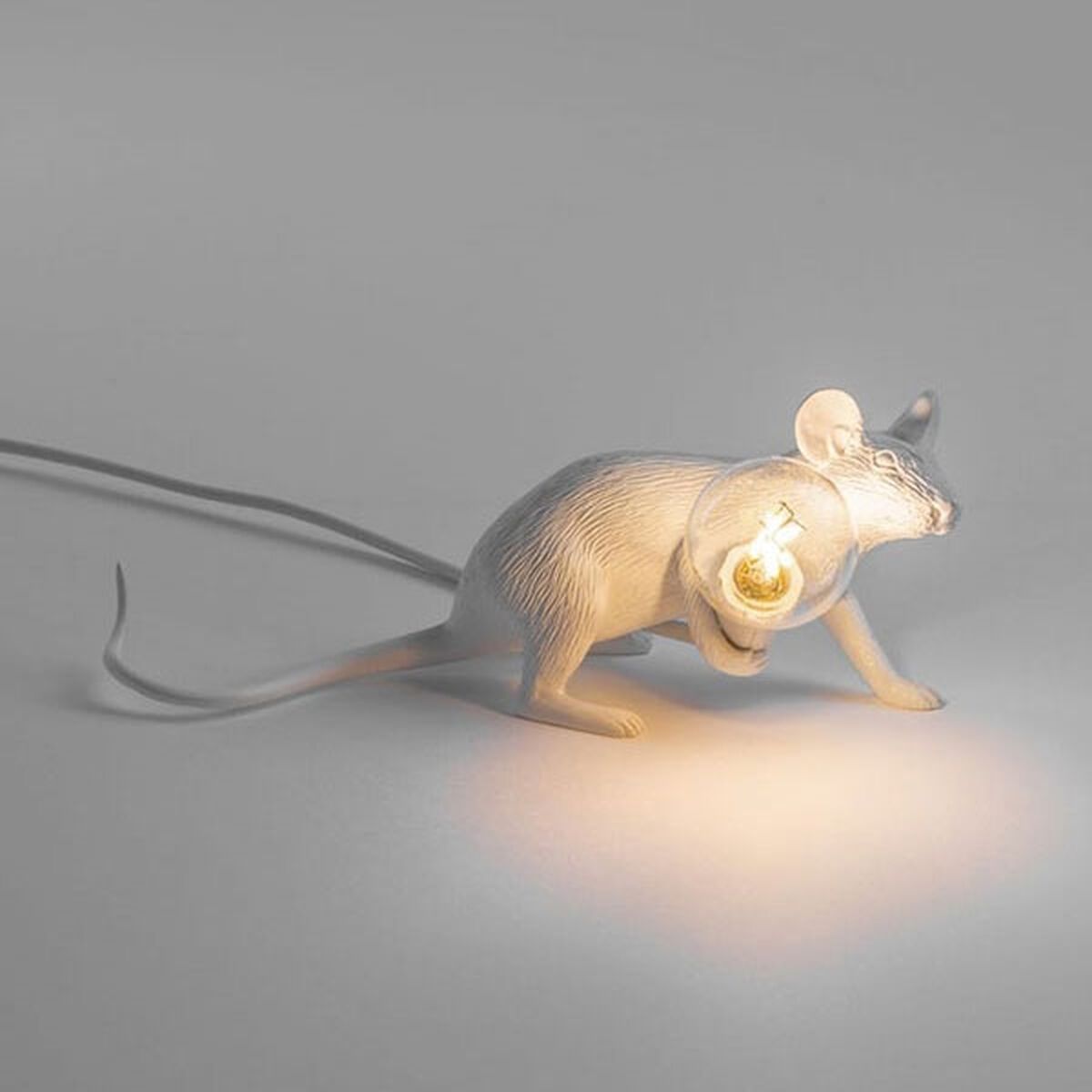 Mouse Lop Liggende Tafellamp Wit