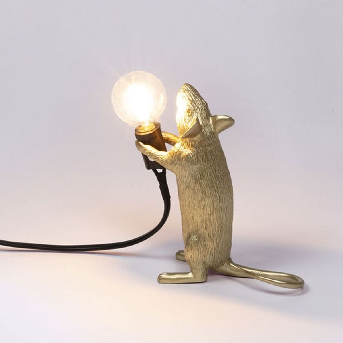 Mouse Step Standing Bordlampe Guld