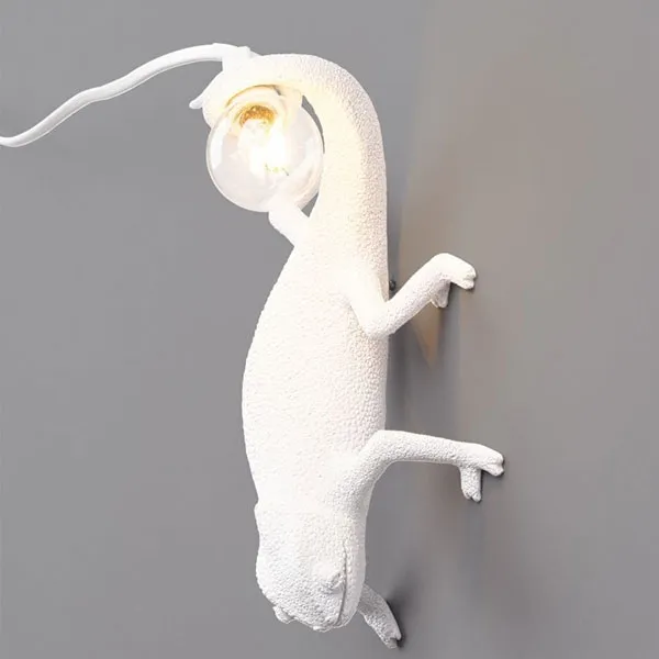 Chameleon Going Down Væglampe Hvid