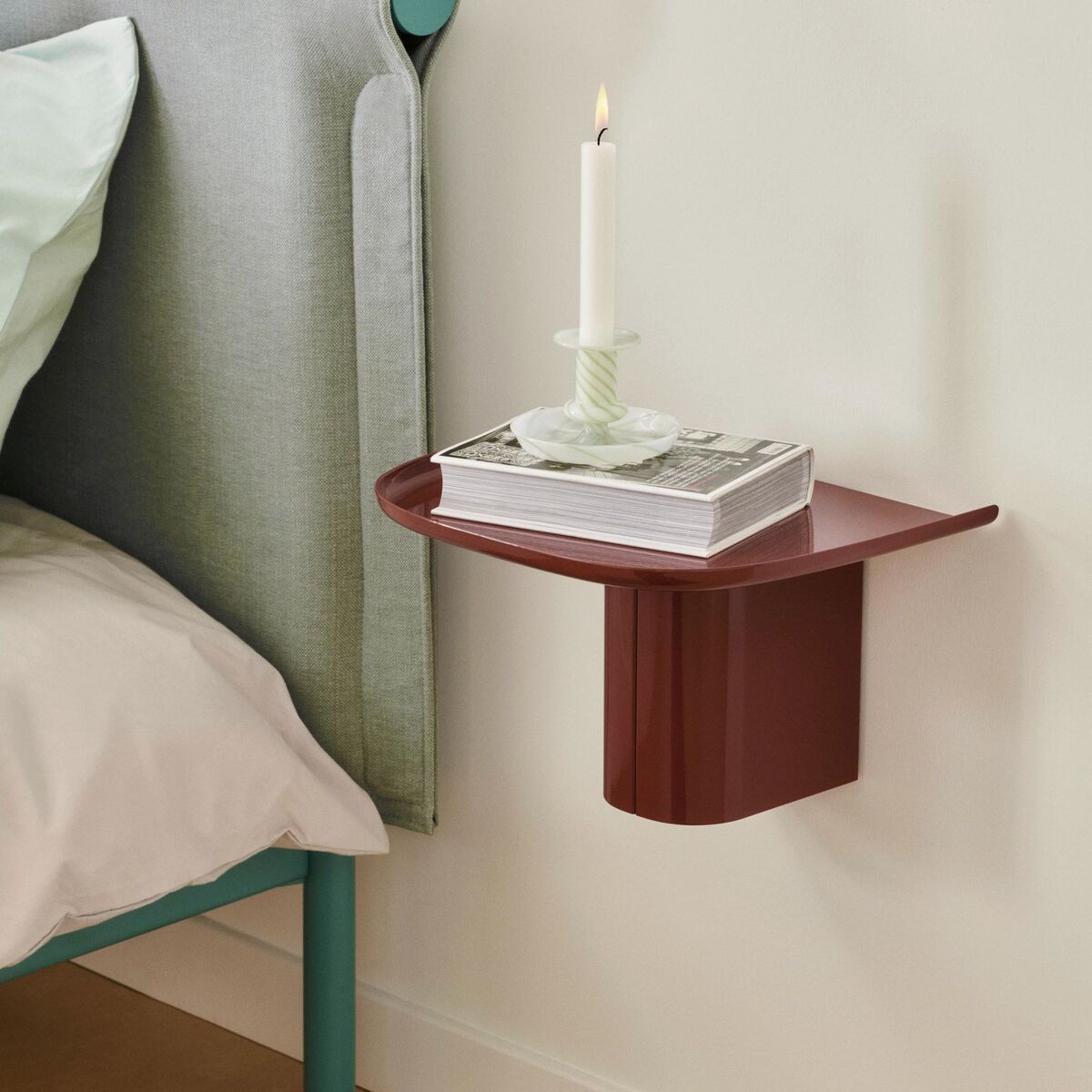 Body Shelf Small Brick Red