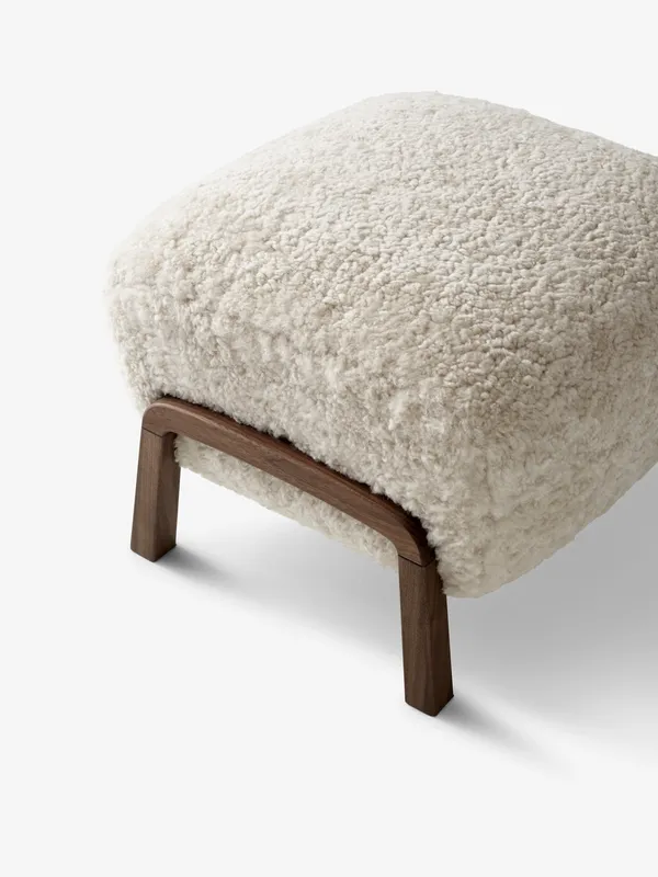 Wulff ATD3 Pouf Sheepskin Moonlight/ Walnut