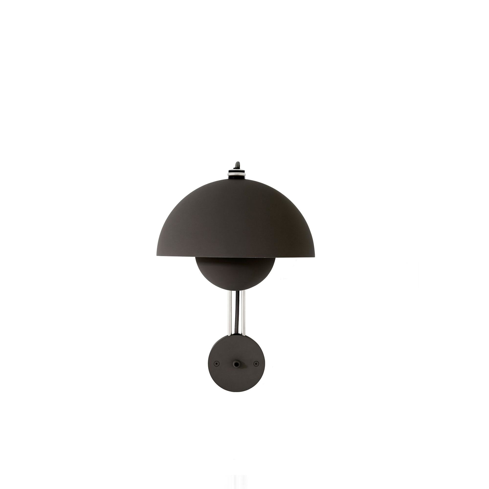 Flowerpot Svart V&auml;gglampa Matt