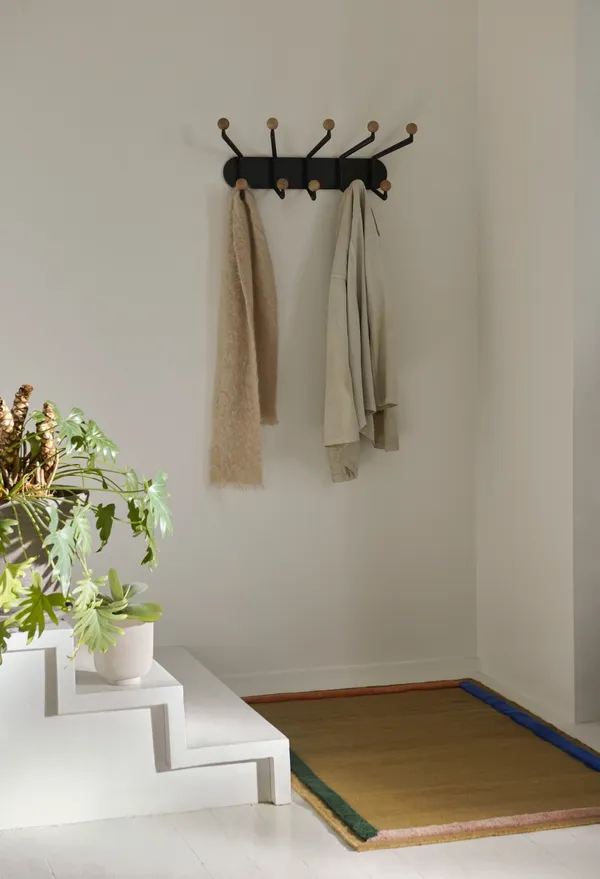 Capture SC76 Coat Rack Graphite/Oak