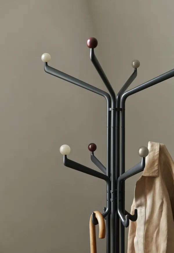 Capture SC77 Coatstand Graphite/Multicolored