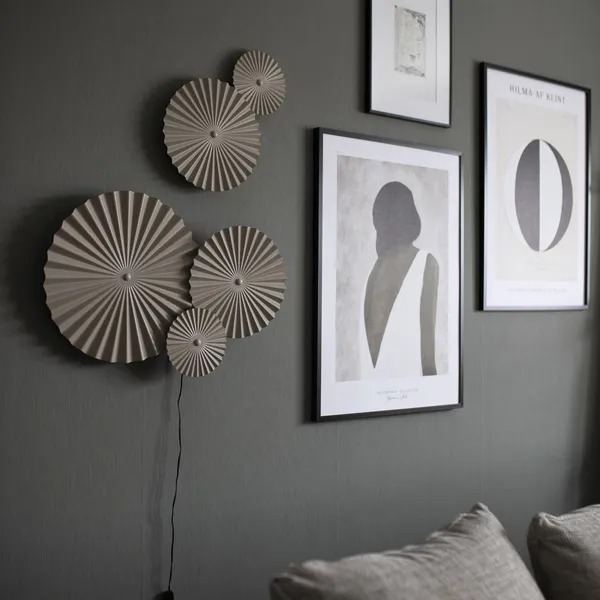 Omega Wall Lamp Mud