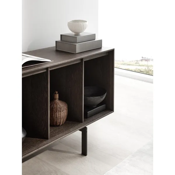 675 H1 Schrank, Dunkle Eiche/Marmor