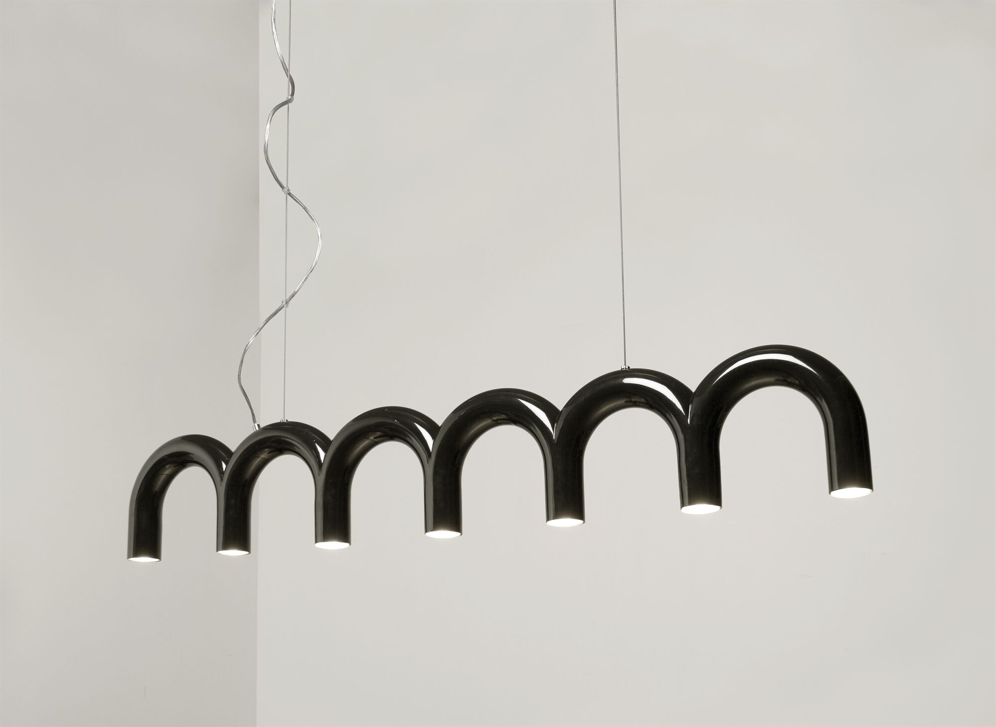 Oblure Arch Negro – Lámpara colgante — imagen 3