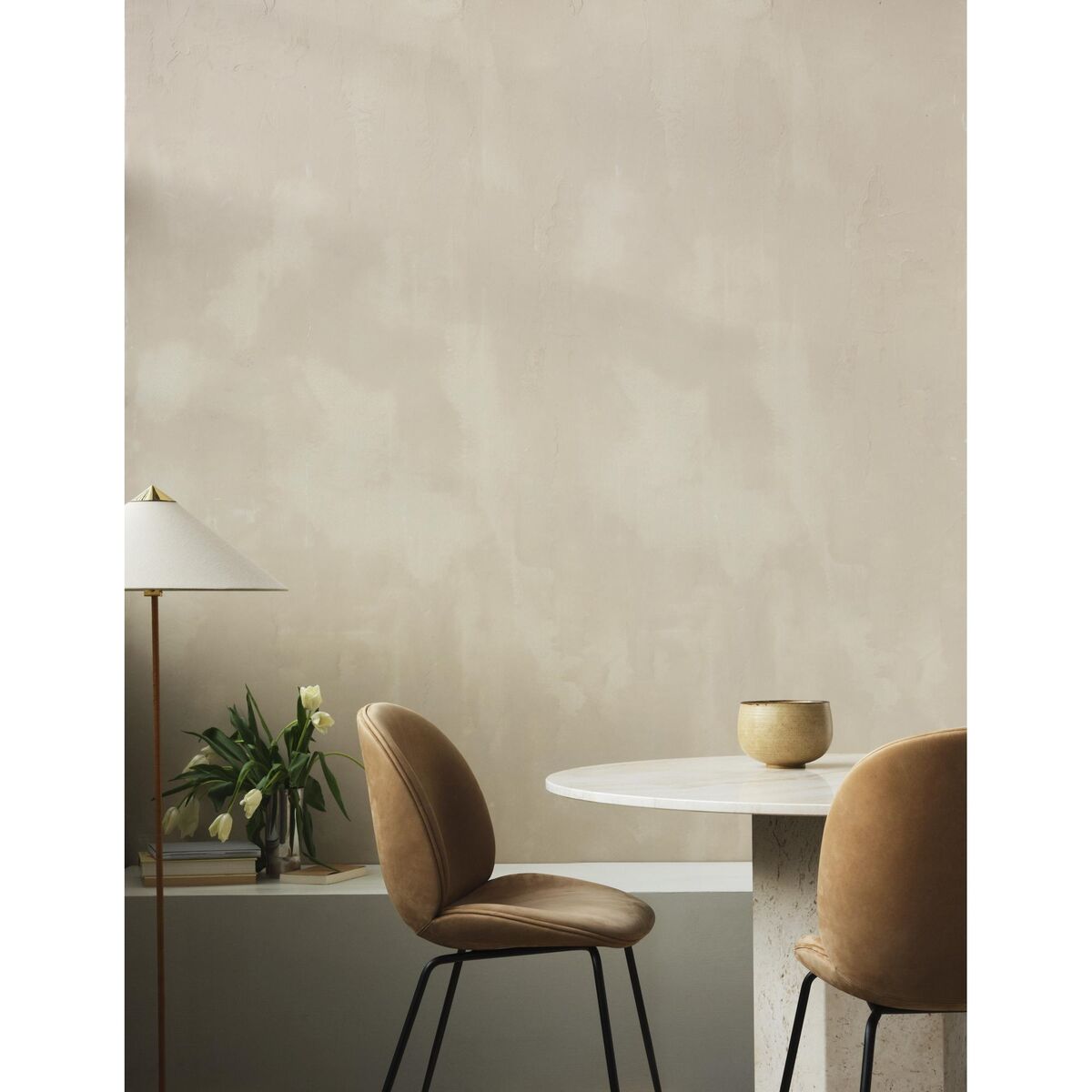 Mesa de comedor Epic elíptica de travertino Blanco