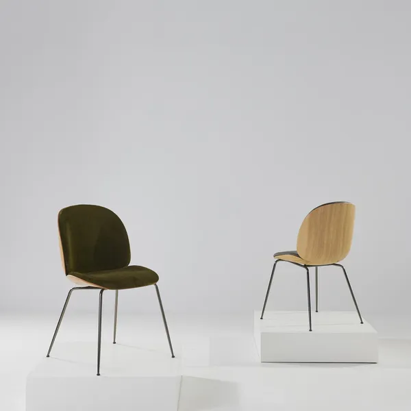 Beetle Dining Chair Veneer Shell Mumble 40 With Legs In Black Chrome