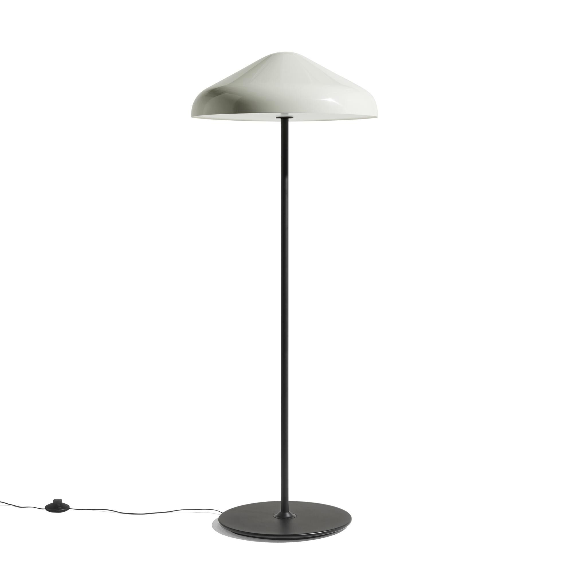 Pao Steel Golvlampa Gr&aring;