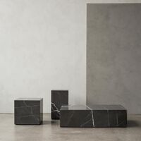 Plinth Couchtisch Kubik Kunis Breccia Marmor