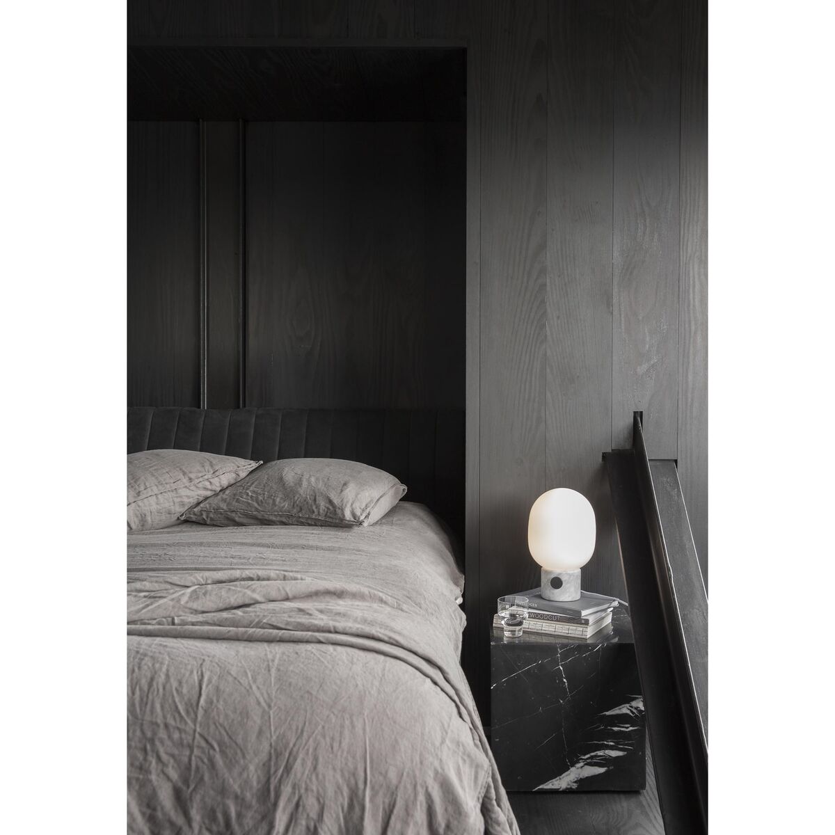 Plinth Couchtisch Kubik Kunis Breccia Marmor